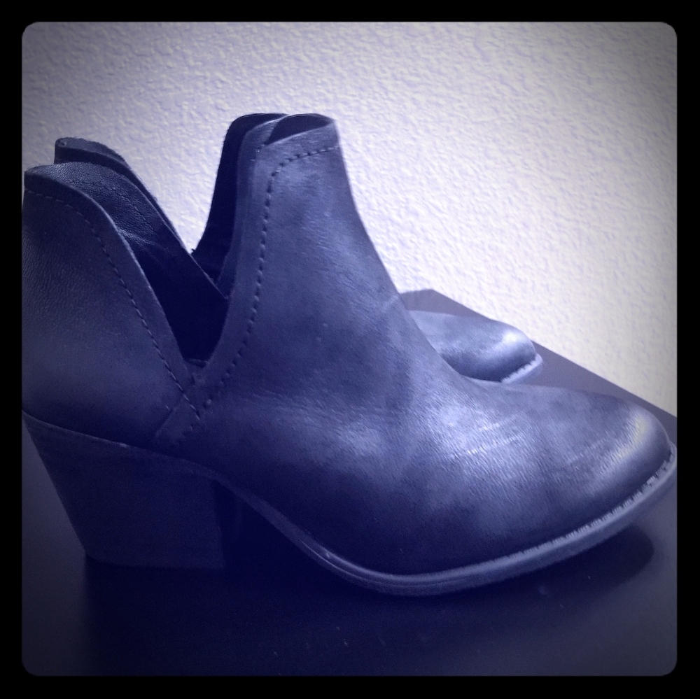 New Steve Madden Adelphie Bootie